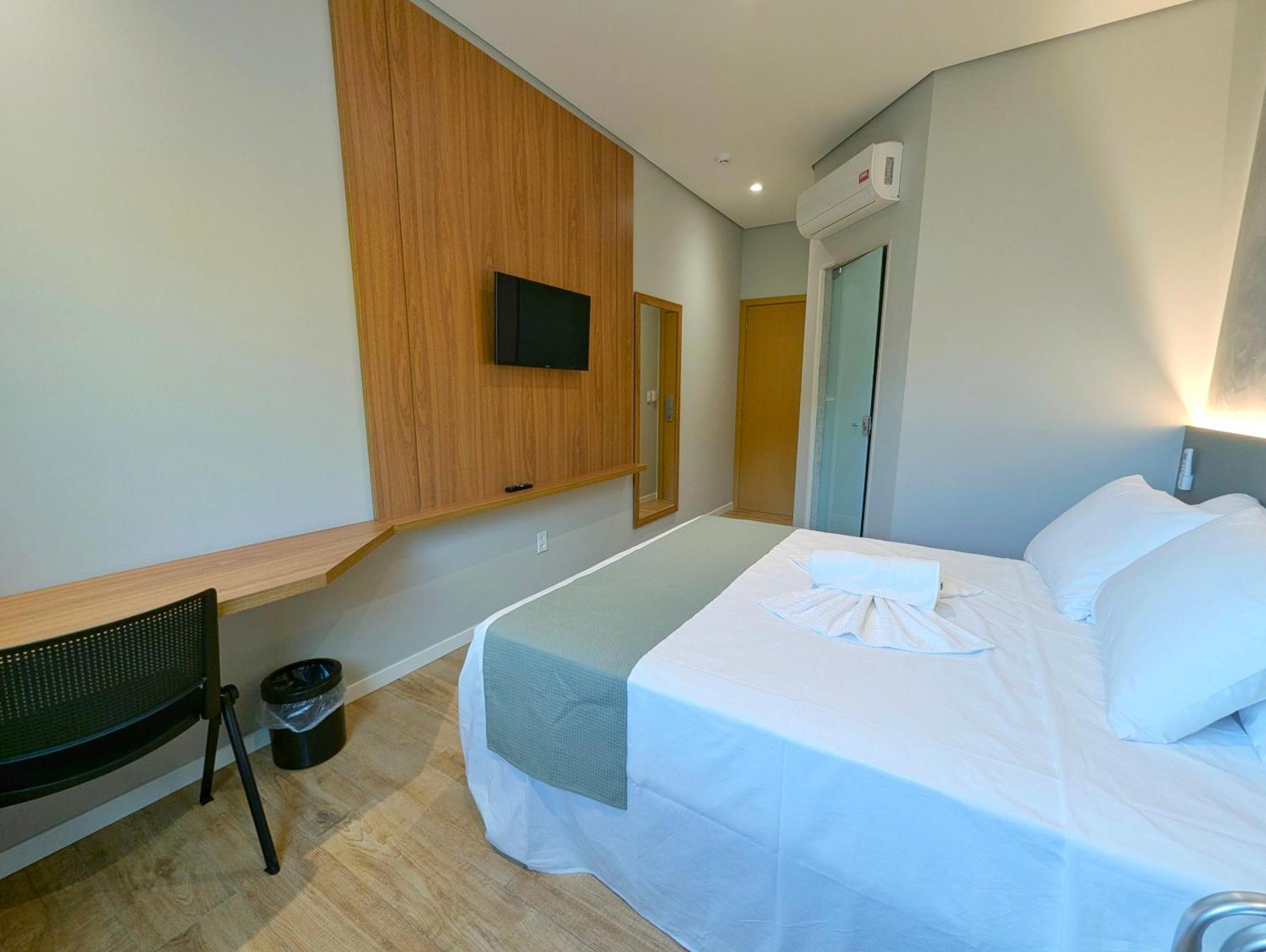 Hotel Jardim Iracema Теофилу-Отони Экстерьер фото